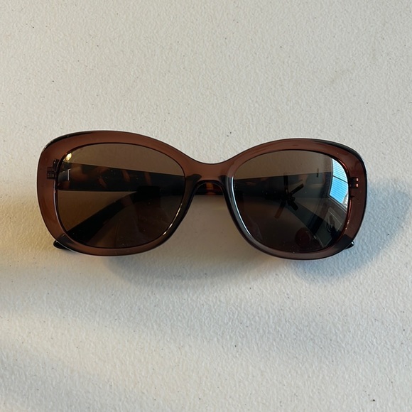 Elegant Brown Sunglasses - Picture 1 of 2